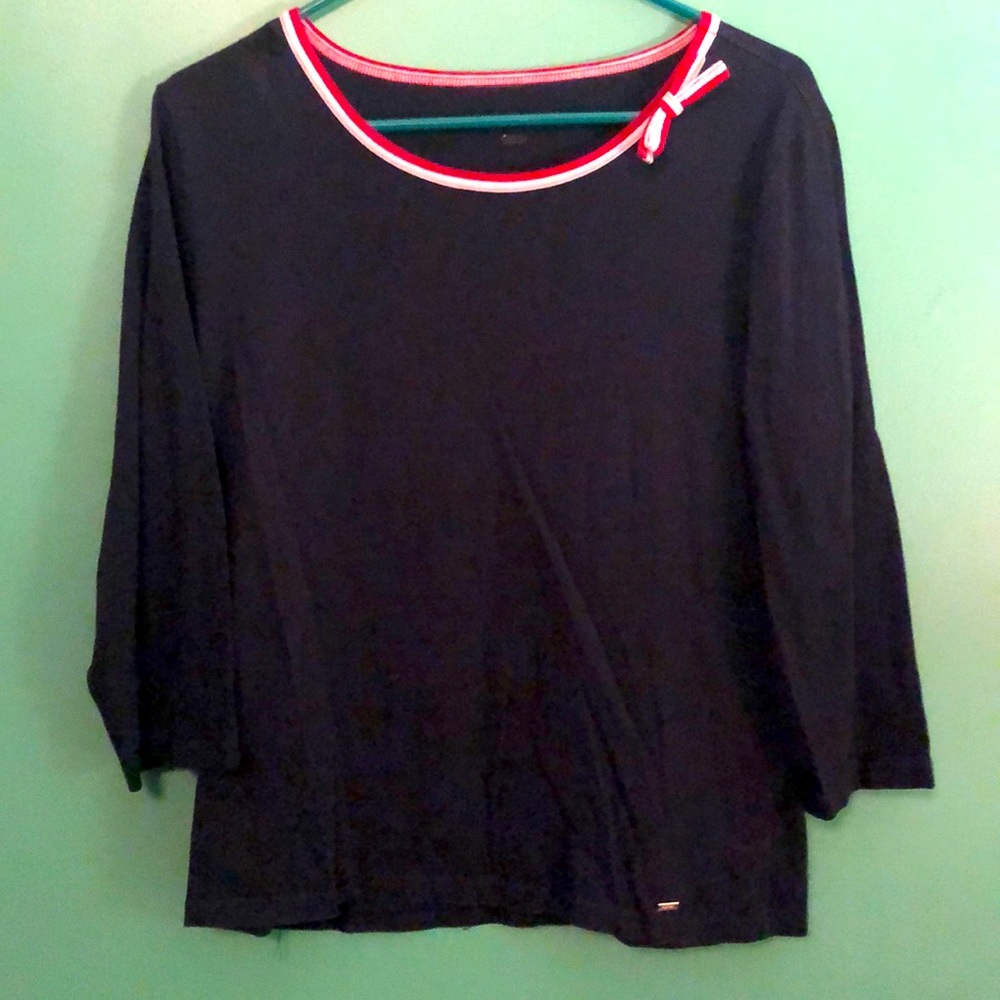 Tommy Hilfiger Dark Blue tee shirt.